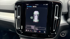 Volvo XC40 2.0 B4P Plus Dark 5dr Auto Petrol Estate